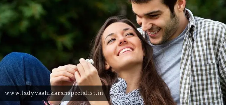 Girlfriend Vashikaran Specialist